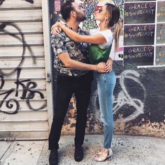 Emerald green embellished top - Picture 2 of 4